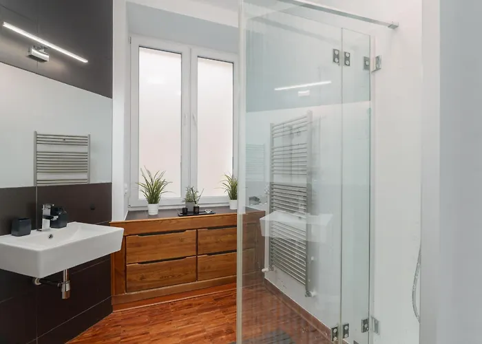 Xo Light * ワルシャワ